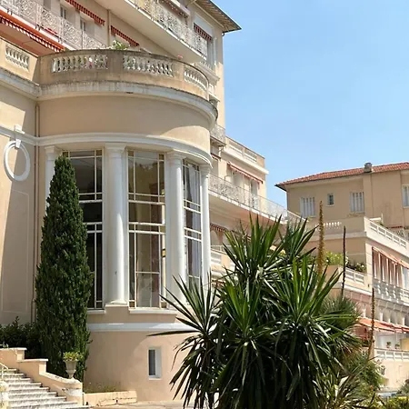 Duplex In With Pool & Tennis * Ιέρ