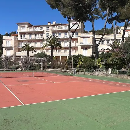 Duplex In With Pool & Tennis شقة