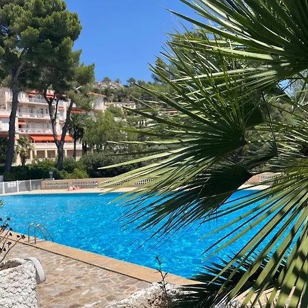 Duplex In With Pool & Tennis Διαμέρισμα Ιέρ
